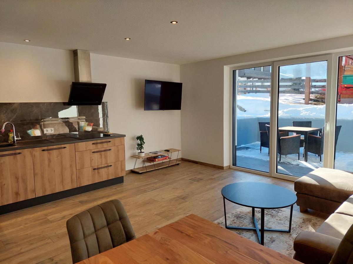 Appartements Emilia Ehrwald Exteriör bild
