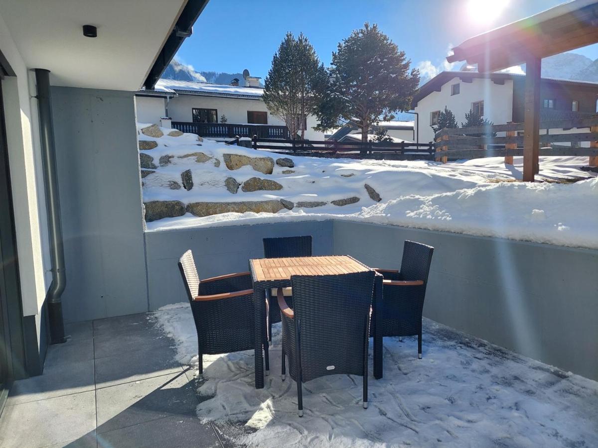 Appartements Emilia Ehrwald Exteriör bild